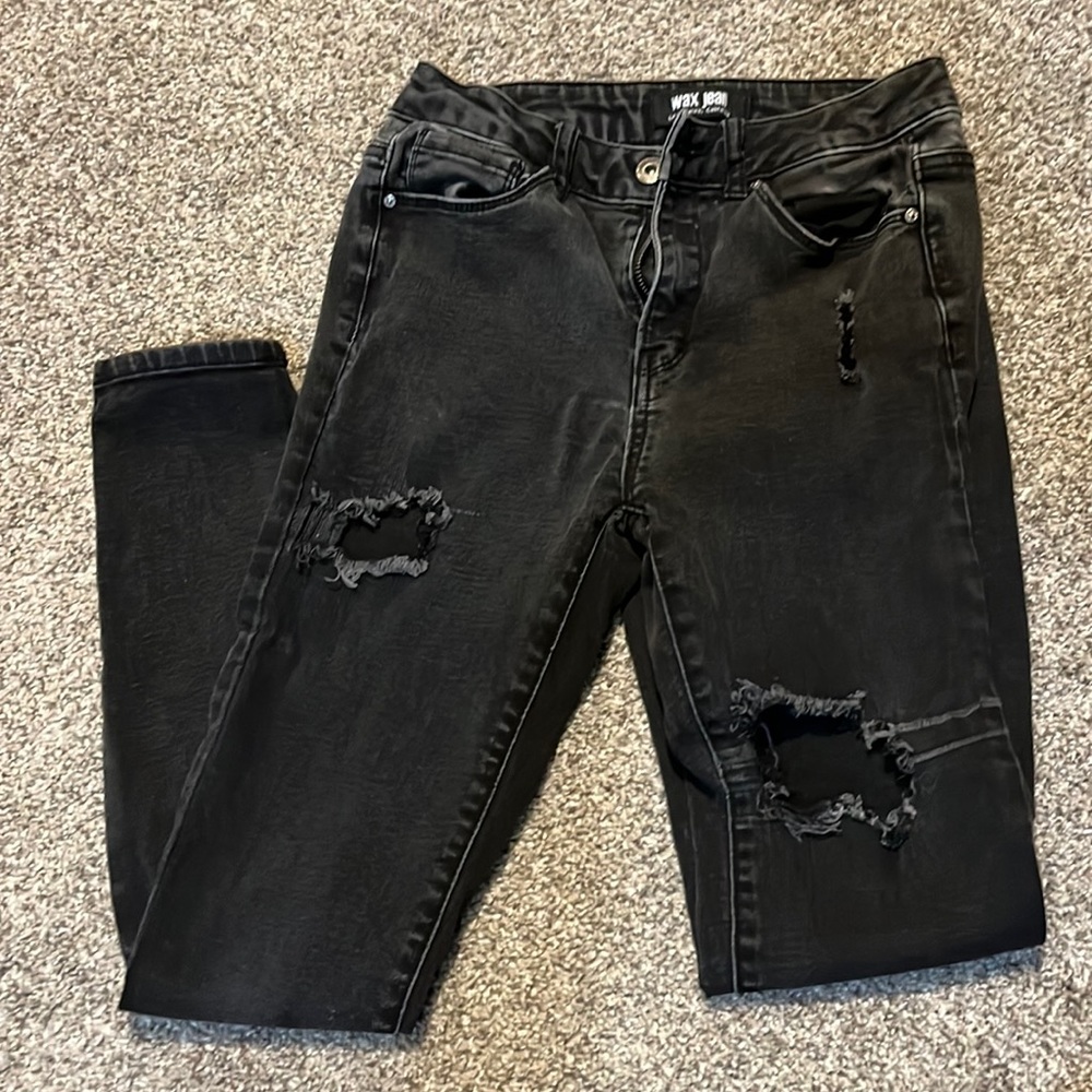 Juniors Ripped Jeans